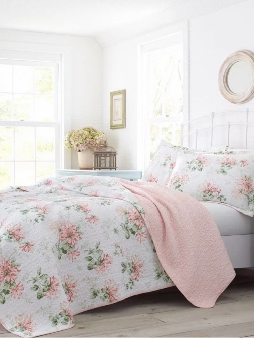 Honeysuckle Reversible Twin Quilt Set Pink - Laura Ashley